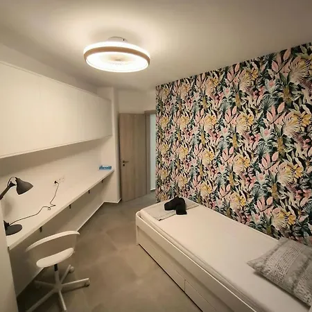 Floral Home 2 - 1St Floor Apt With Private Parking! Athens Exterior photo