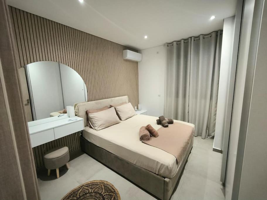 Apartment Floral 2 - 1st Floor With Private Parking! Athens