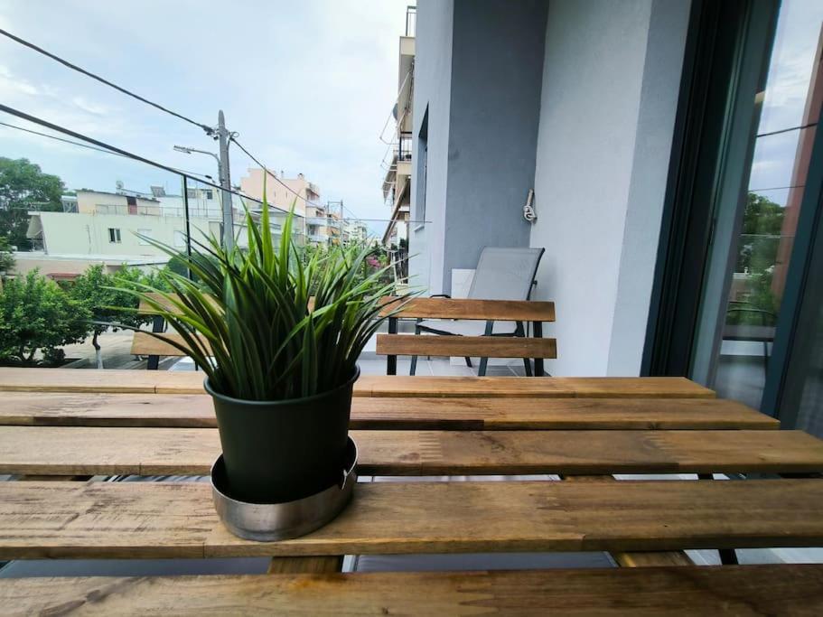 Floral 2 - 1st Floor With Private Parking! * Athens